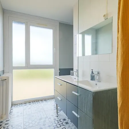 Le Spacieux - Tendance Et Sa Vue Panoramique Appartamento